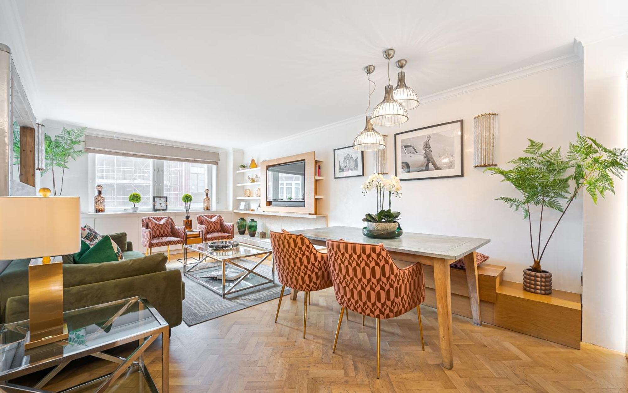 Modern Knightsbridge Apartment With Balcony Overlooking Harrods Prime Location Лондон Экстерьер фото