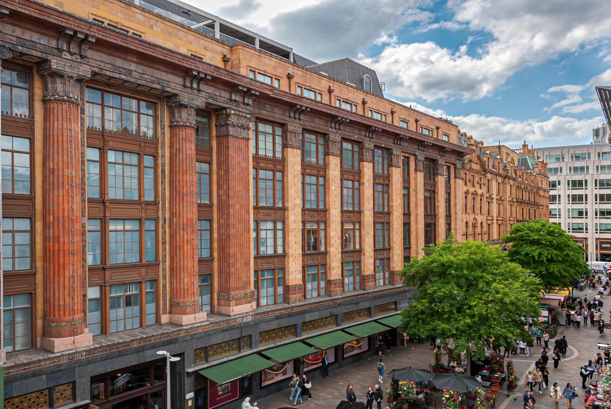 Modern Knightsbridge Apartment With Balcony Overlooking Harrods Prime Location Лондон Экстерьер фото